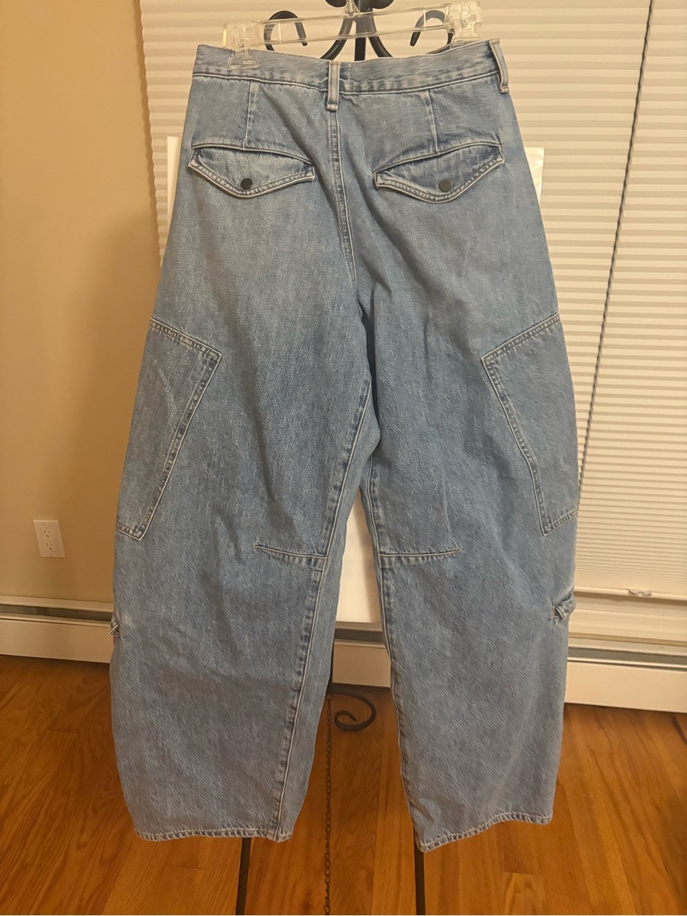 Citizens Of Humanity Light Blue Boyfriend Cargo Jeans - Picture 8 of 10